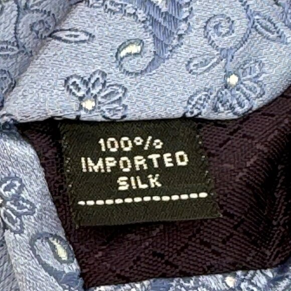 Jones New York 100% Silk Two Tie Bundle Blue Paisley & Green Geometric Design - Picture 3 of 4